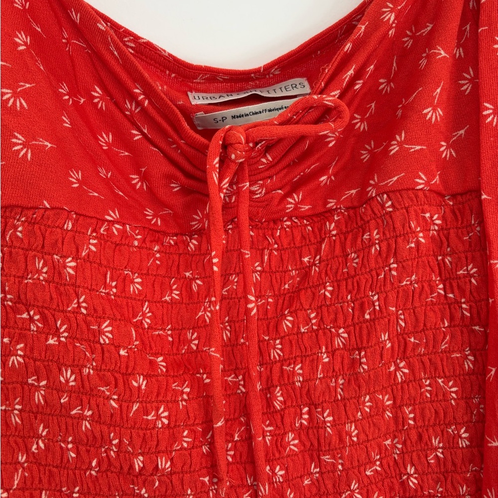 Urban Outfitters Floral Cropped Blouse - Picture 4 of 7